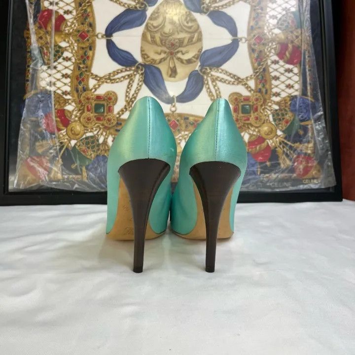 Other Louis Vuitton Crystal Embellished Heels for Women -2508 Size US 6 / IT 36 - 3 Thumbnail