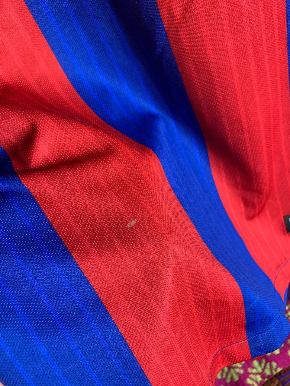 Nike VERY RARE NIKE FC BARCELONA SPAIN SOCCER JERSEY RETRO Y2K Size US S / EU 44-46 / 1 - 5 Thumbnail
