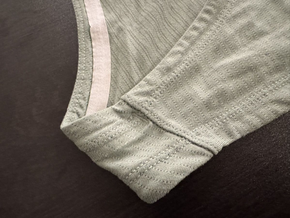 Lululemon License to Train Tank Top Size US L / EU 52-54 / 3 - 3 Thumbnail