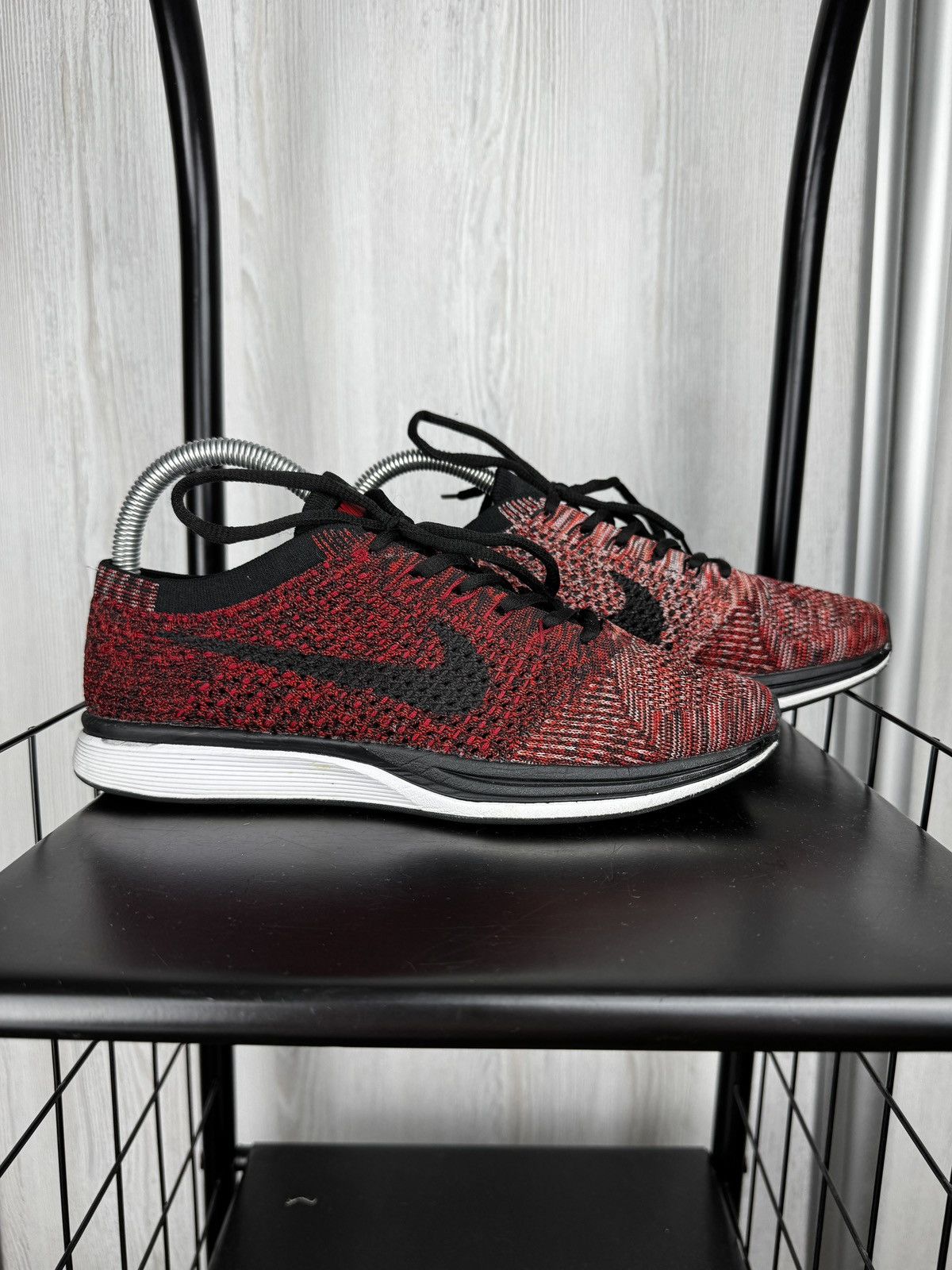 Nike Men’s Nike Flyknit Racer 'Fire Rooster' Red Black Shoes Size US 8 / EU 41 - 2 Thumbnail