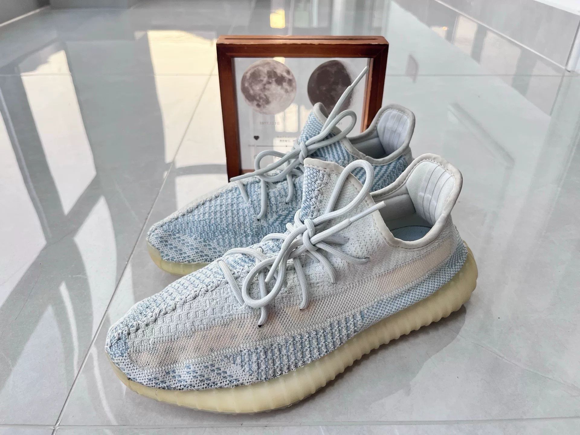 Adidas Adidas YEEZY350 Blue Lowtop Sneakers 11 Men Size US 11 / EU 44 - 1 Thumbnail