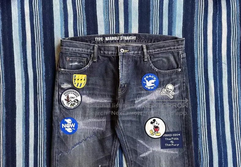 Neighborhood Neighborhood size XL Disney Collaboration Patch Knife Wash Size US 27 - 3 Thumbnail