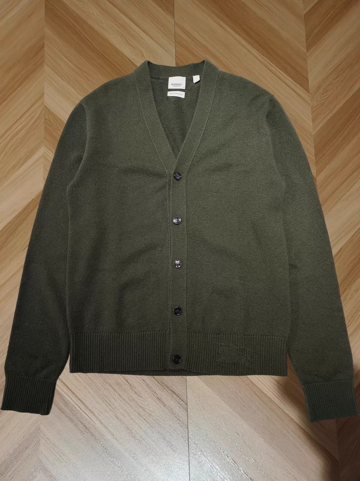 Burberry Green V-Neck Button Cardigan - XS Size US XS / EU 42 / 0 - 1 Thumbnail