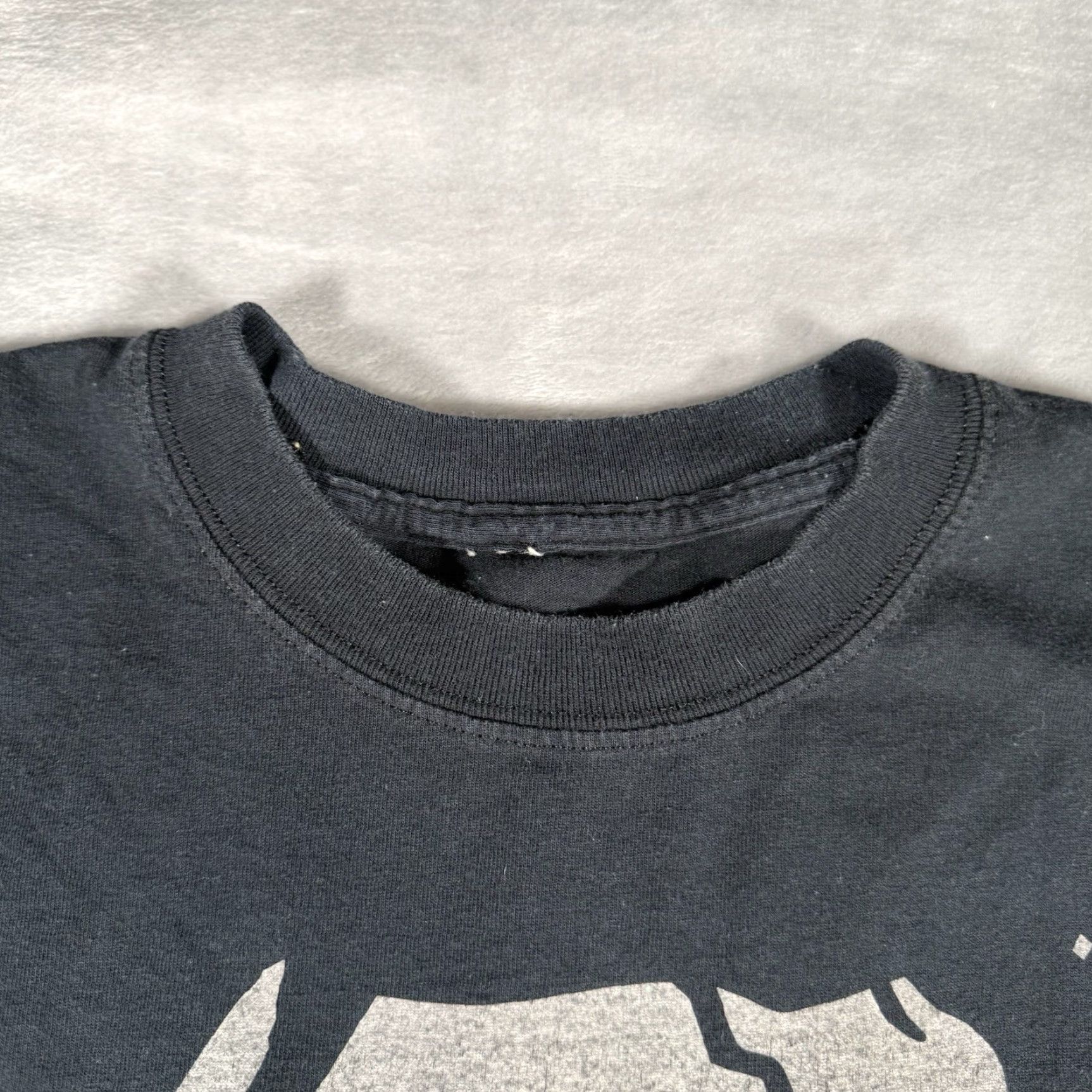 Gildan Vintage Gildan T-Shirt Mens XL Black Graphic Print Short Sleeve Crew Neck Reggae? (no, can't add) Size US XL / EU 56 / 4 - 5 Thumbnail