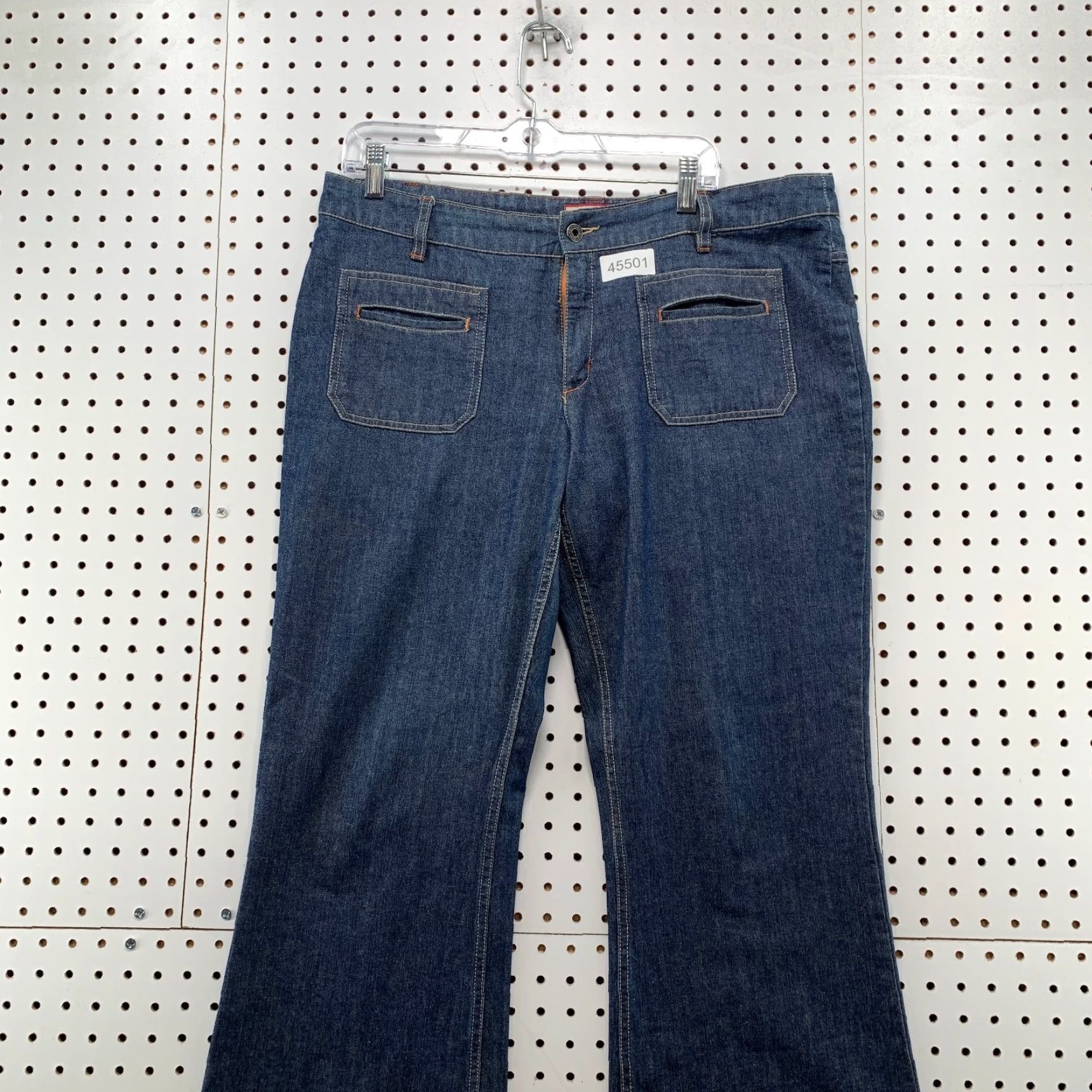 Old Navy VINTAGE Old Navy Jeans Womens 14 Blue Flared 5-Pocket Denim 36x31 Y2K Front Patch Pockets 90s Style Men/Women? Size 36" / US 14 / IT 50 - 2 Thumbnail