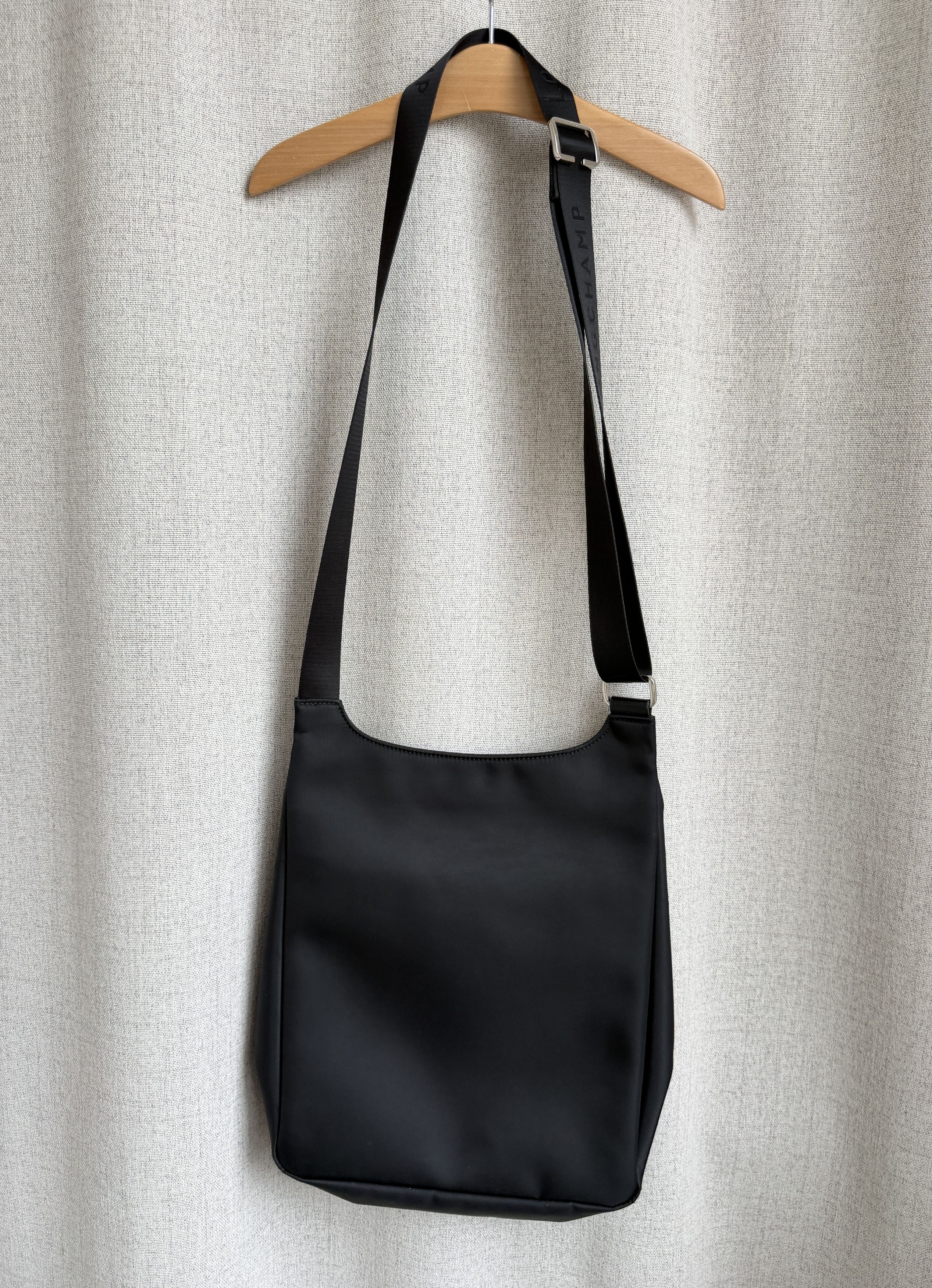 Longchamp Vintage Longchamp Black Nylon Crossbody Messenger Bag Size ONE SIZE - 4 Thumbnail