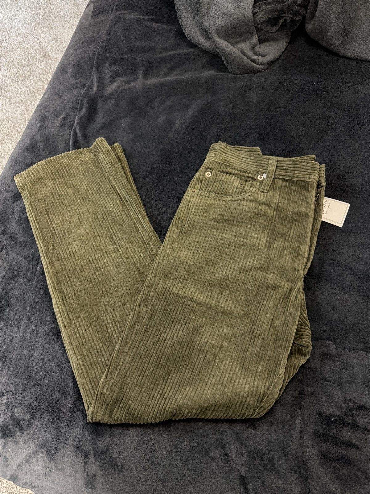 Trinity The Label Trinity the label corduroy pants M Size US 32 / EU 48 - 1 Thumbnail