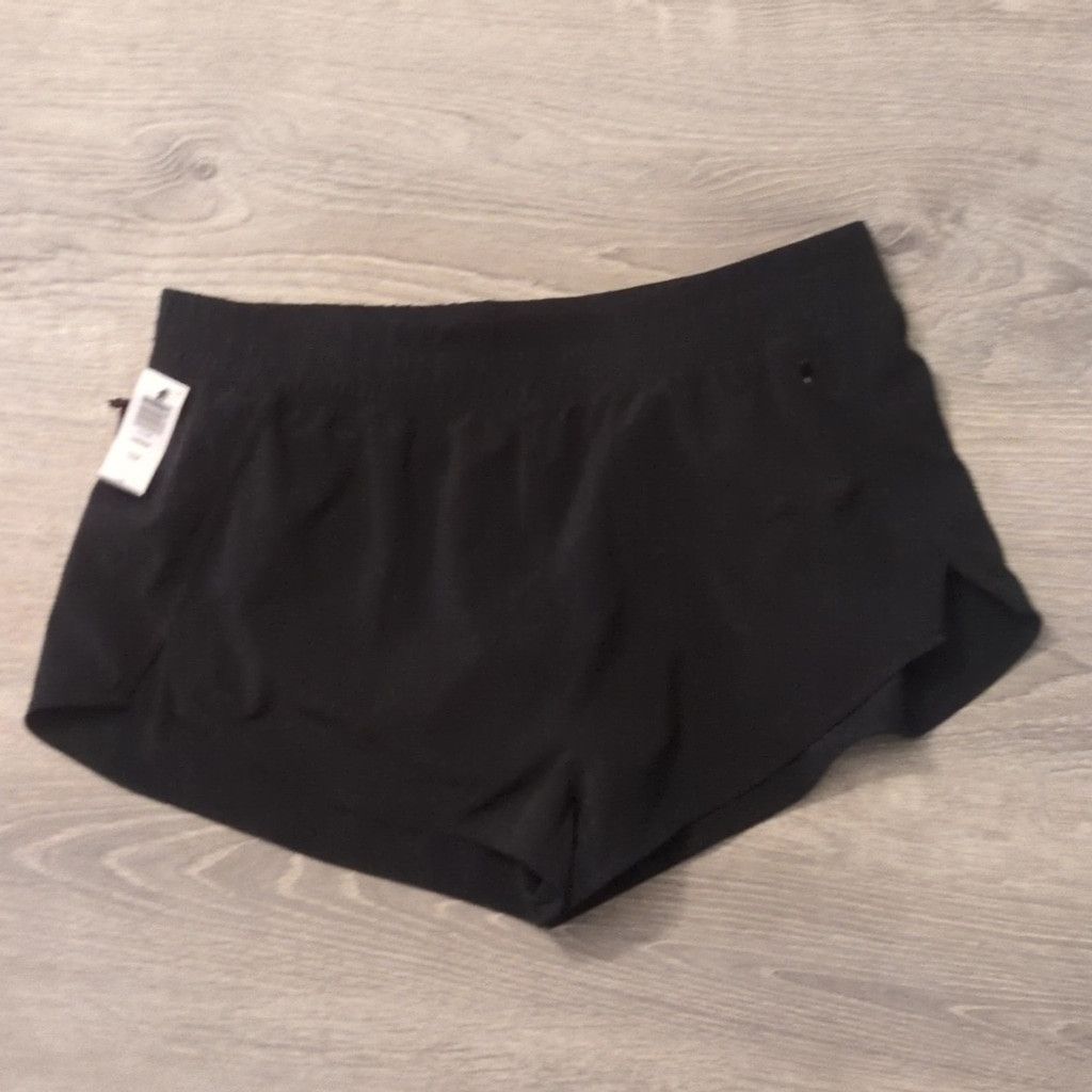 TNA TNA Action black running shorts size large Size 32" / US 10 / IT 46 - 1 Thumbnail
