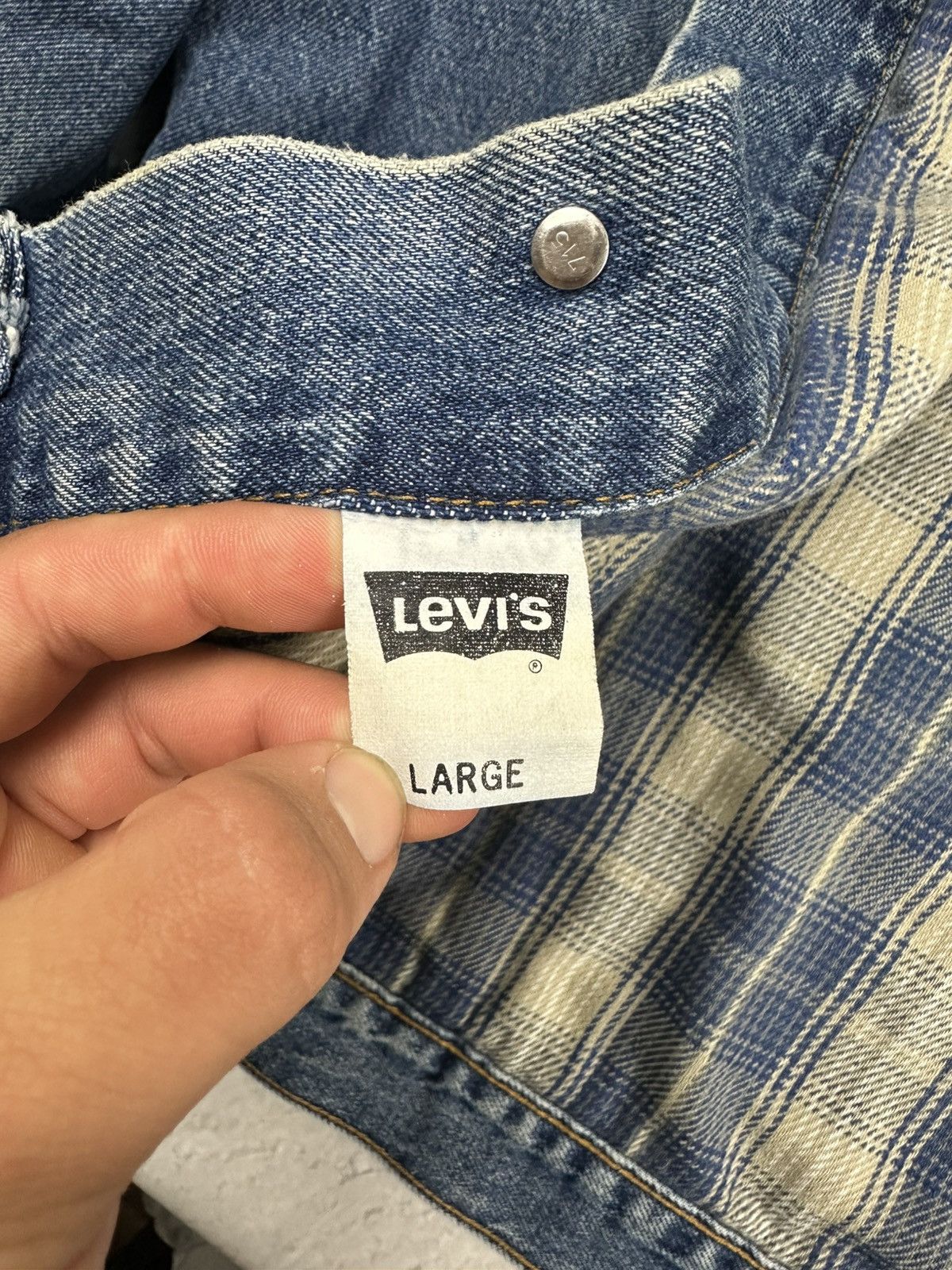 Levi's Vintage Clothing Vintage Levi’s Heavy Denim Jacket Made In USA Size US L / EU 52-54 / 3 - 11 Thumbnail