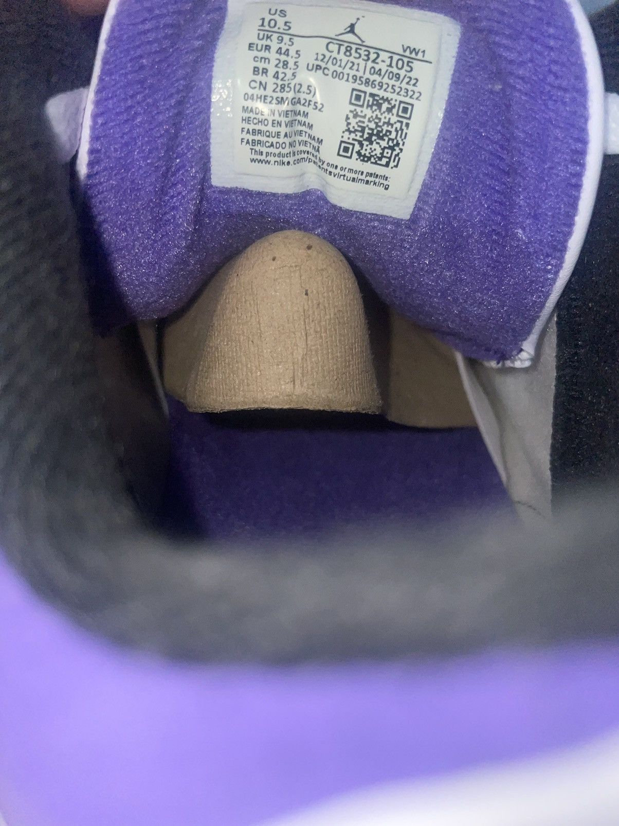 Jordan Brand Air Jordan 3- Dark Iris Size US 10.5 / EU 43-44 - 6 Thumbnail