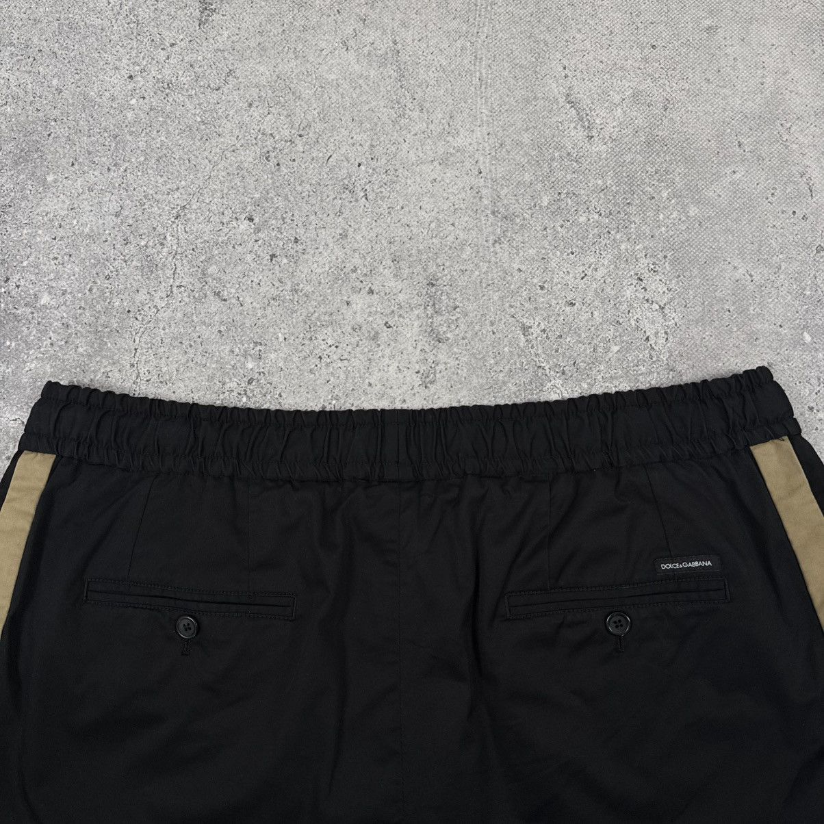 Dolce & Gabbana Dolce & Gabbana DG Crown Logo Bermuda Shorts Sweatshorts Size US 40 / EU 56 - 10 Thumbnail