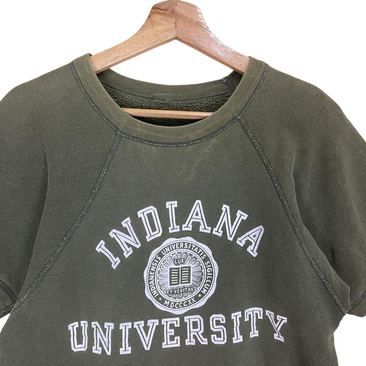 Indian Motorcycle Vintage 80s Indiana University Shortsleeve Sweatshirt Size S Size US S / EU 44-46 / 1 - 4 Thumbnail