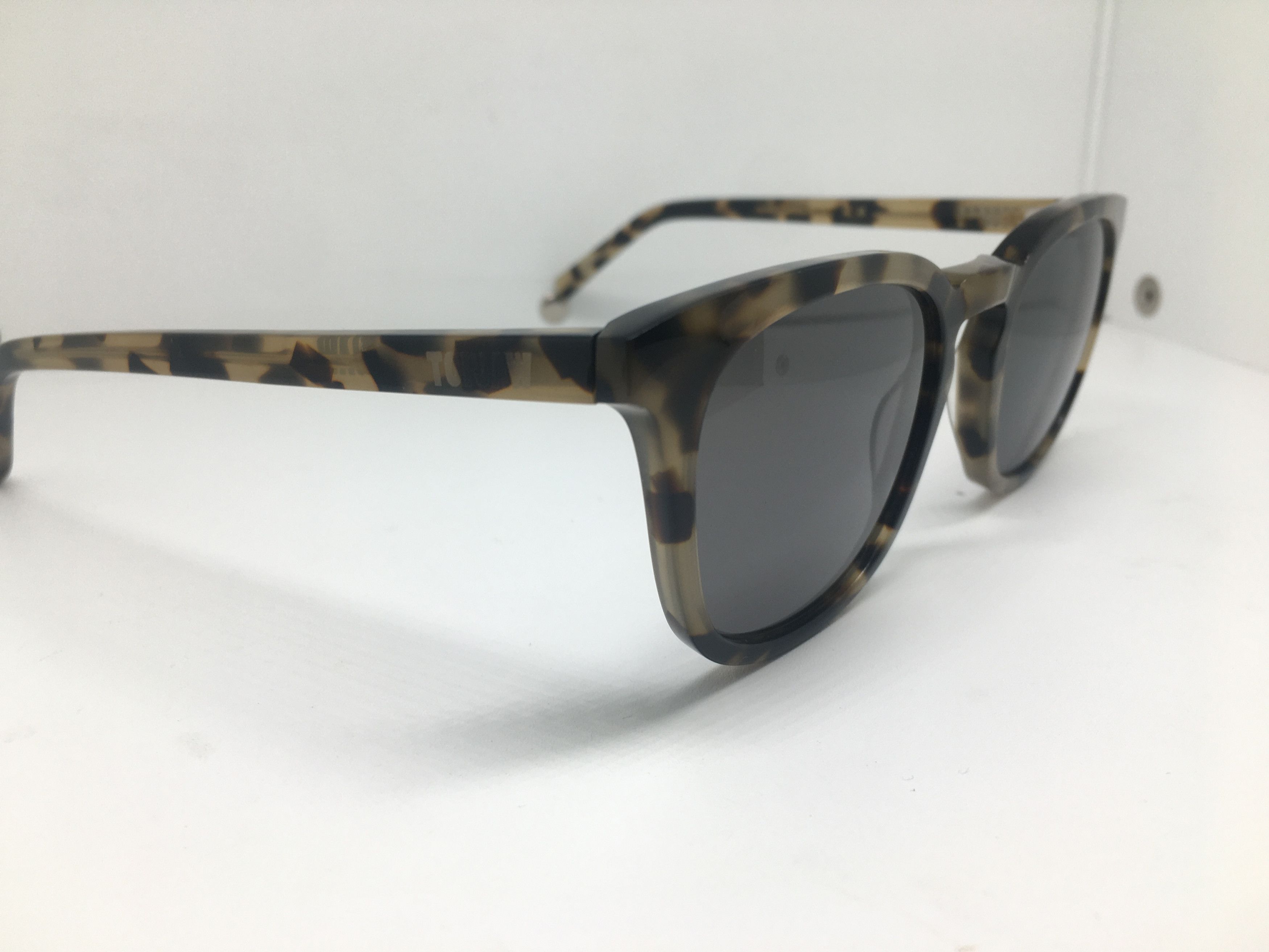 Other TOPJAW Keyhole Bridge Sunglasses Frame Size ONE SIZE - 2 Thumbnail