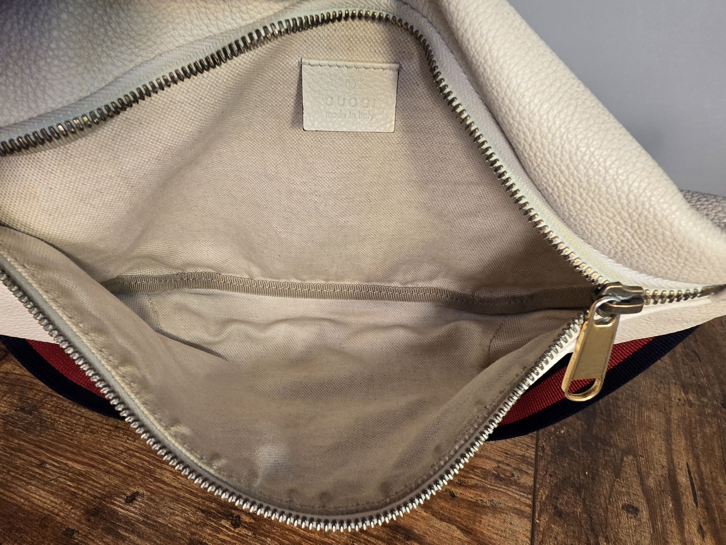 Gucci Gucci Large White Bum Bag Size ONE SIZE - 3 Thumbnail