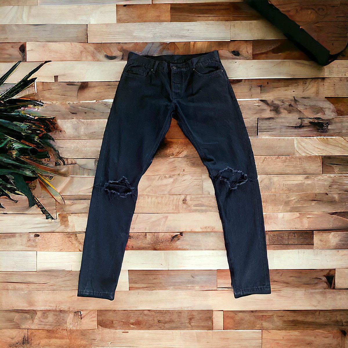 Black Icon Vintage Japanese Brand Black Icon Distressed Rick Owen Style Size US 32 / EU 48 - 1 Thumbnail