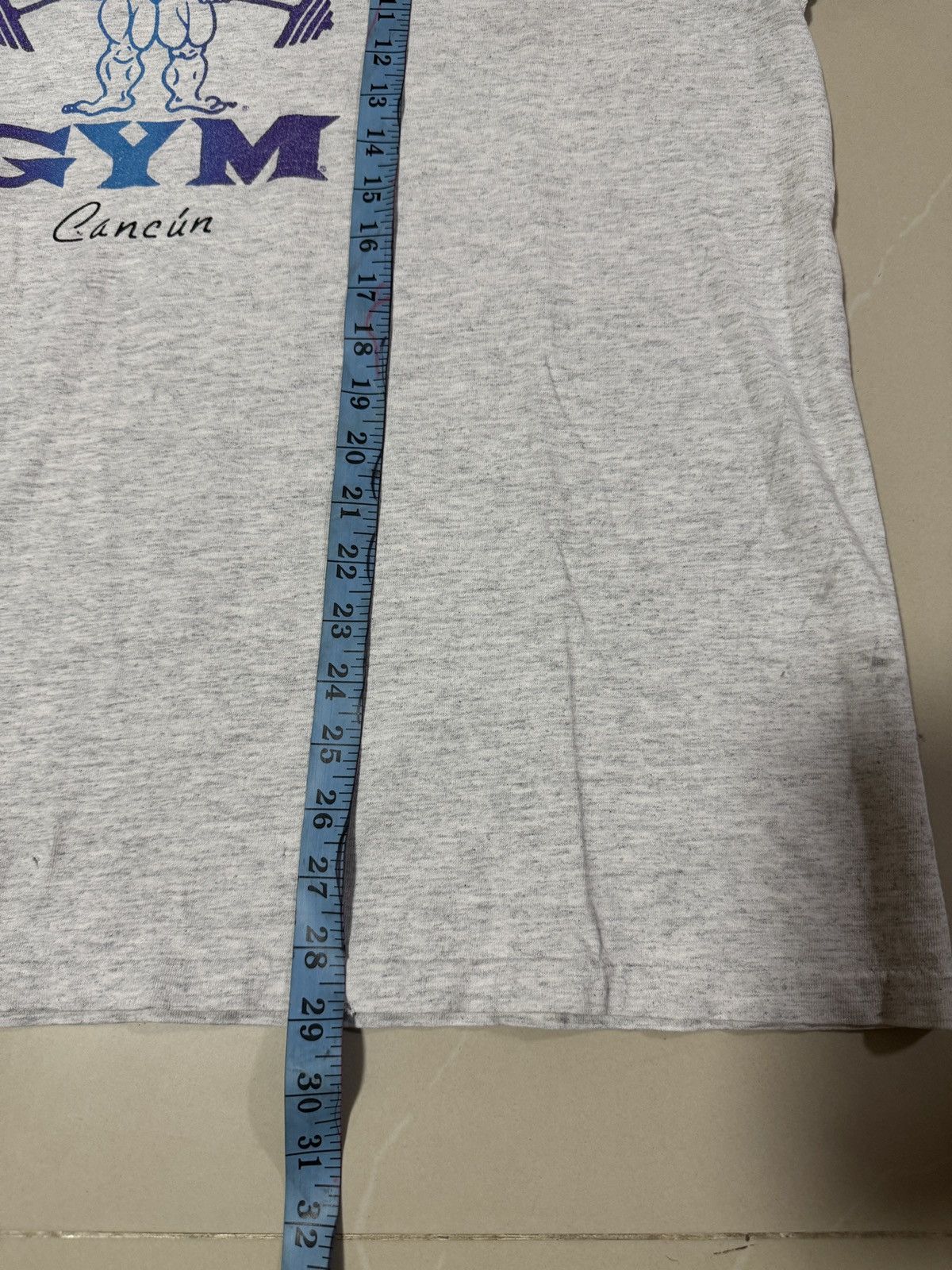 Vintage *RARE* GOLD’S GYM 90s 80s TEE BODYBUILDING TRAINING USA Size US XL / EU 56 / 4 - 6 Thumbnail