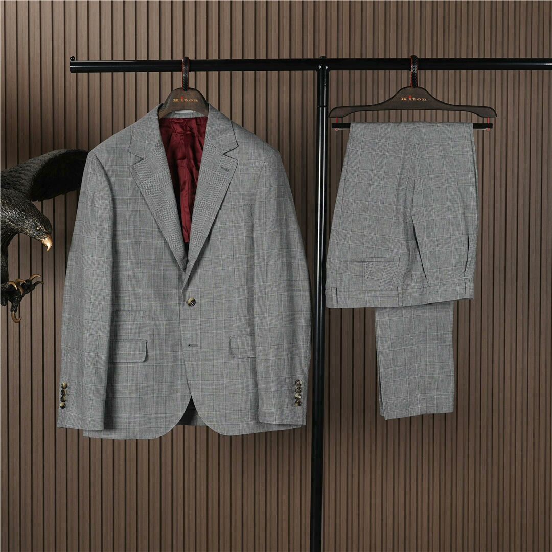 Brunello Cucinelli Brunello Cucinelli Men's Gray Plaid Suit Size US M / EU 48-50 / 2 - 1 Thumbnail