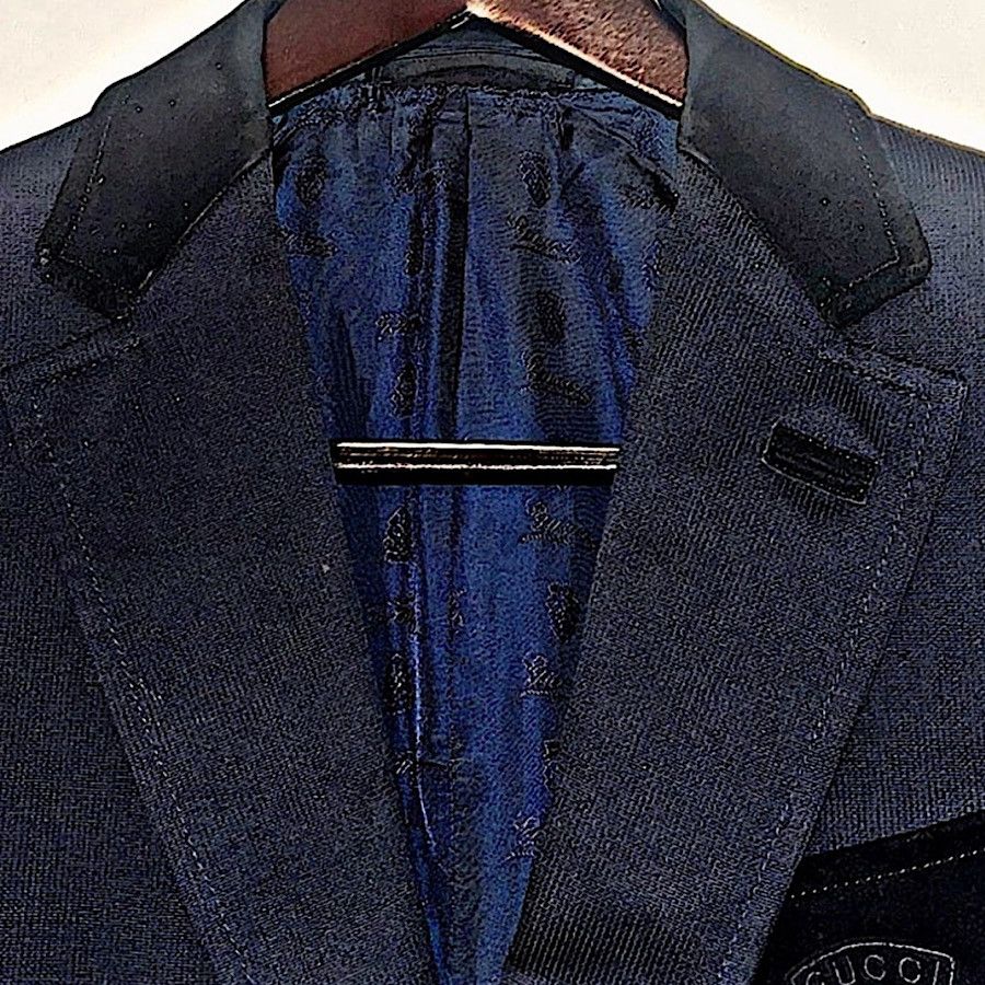 Gucci Authentic Gucci Tom Ford Runway Crest Emblem Blazer Size 48R - 3 Thumbnail
