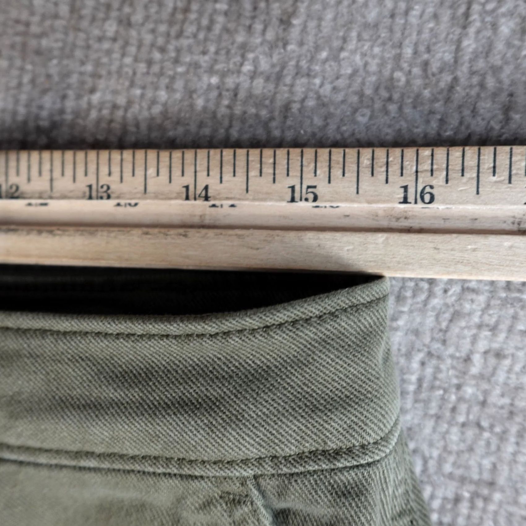 TNA TNA Womens Shorts Cargo 10 Green Olive Army Denim Cotton Blend Casual Shorts Womens Regular XS? No (Error: do not include extra words) Size 32" / US 10 / IT 46 - 2 Thumbnail