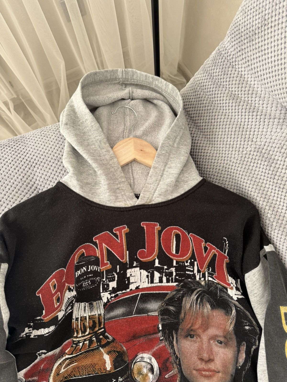Bon Jovi Bon Jovi New Jersey Vintage 1990 Hoodie Size US M / EU 48-50 / 2 - 9 Thumbnail