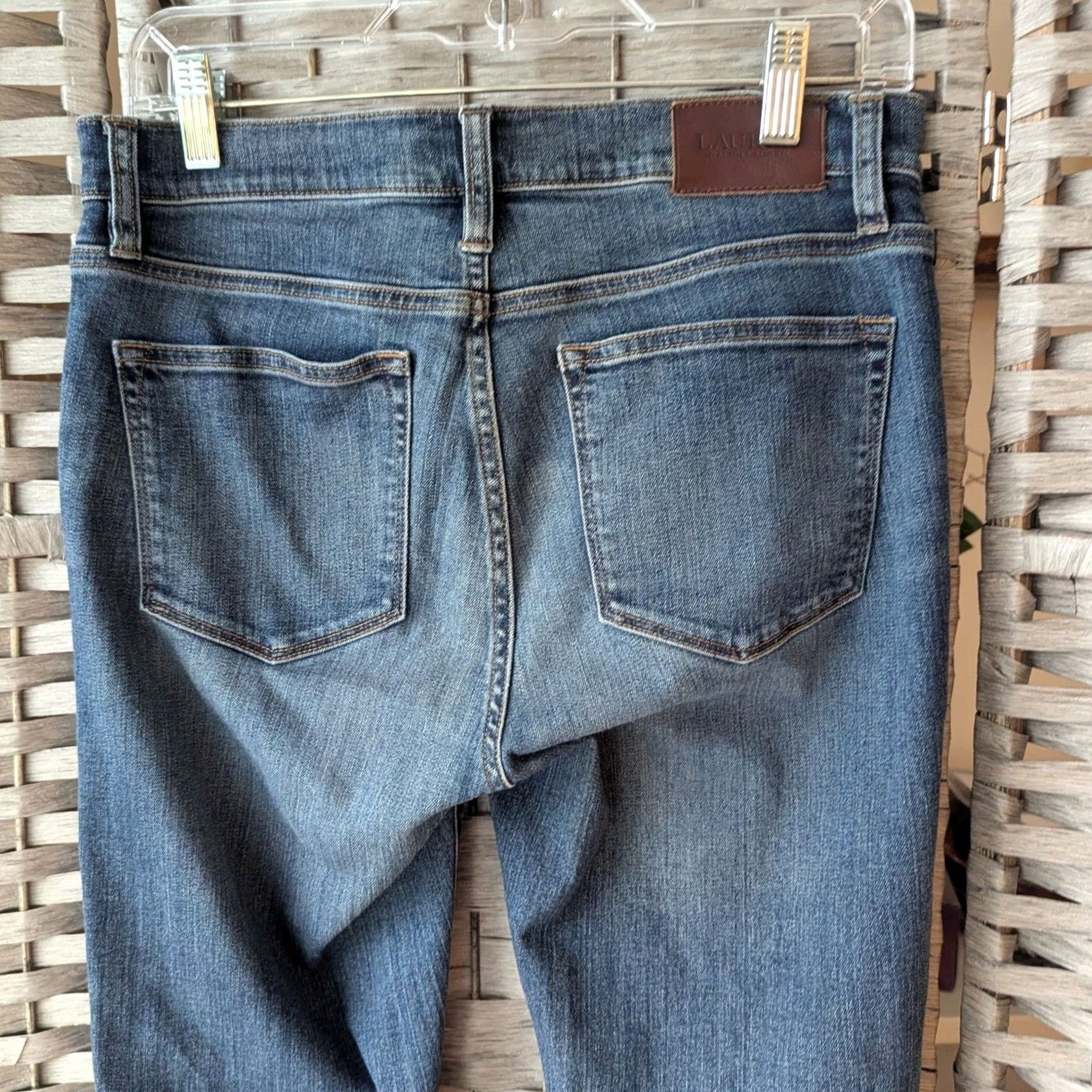 Ralph Lauren Lauren Ralph Lauren Jeans Straight Leg Denim Womens 6 Tall Medium Wash Blue 5-Pocket Pockets Zip Button Leather Patch Vintage No N/A Size 28" / US 6 / IT 42 - 4 Thumbnail