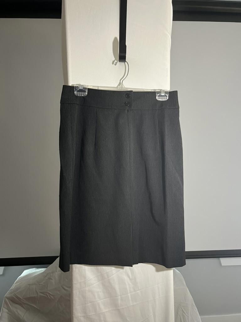 Designer Elegant Centre Ville Paris Pinstriped Skirt - Size 10 Size 32" / US 10 / IT 46 - 1 Thumbnail