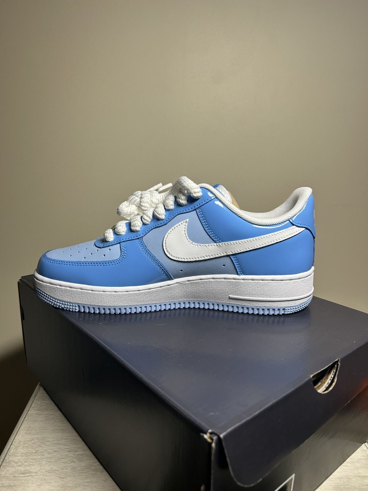 Nike Air Force 1 ‘07 LV8 ‘Psychic Blue Patent’ Size US 9 / EU 42 - 2 Thumbnail