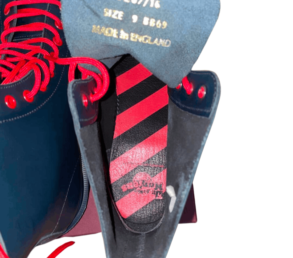 Off-White Dr. Martens × off-white collaborative boots Size US 9.5 / EU 42-43 - 9 Thumbnail