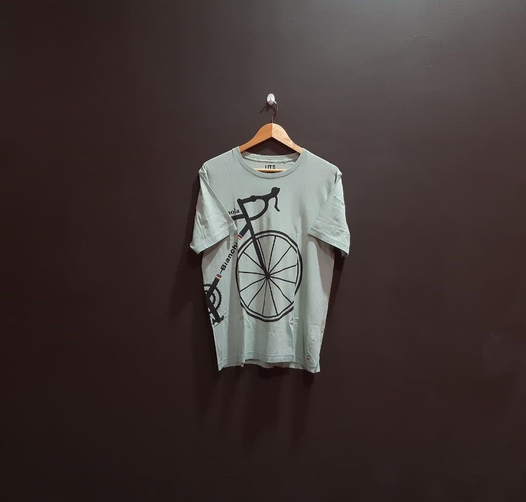 Uniqlo COMBO : UNIQLO x BIANCHI TSHIRT 3PC Size US L / EU 52-54 / 3 - 5 Thumbnail