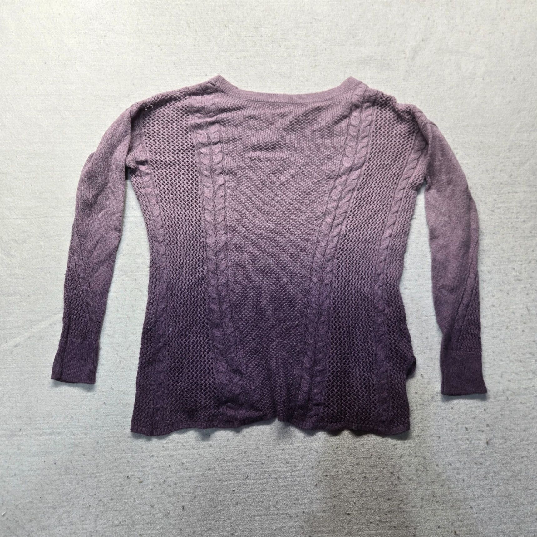 American Eagle Outfitters American Eagle Purple Fade Lightweight Sweater Long Sleeve Adult XS Womens Size XS / US 0-2 / IT 36-38 - 7 Thumbnail