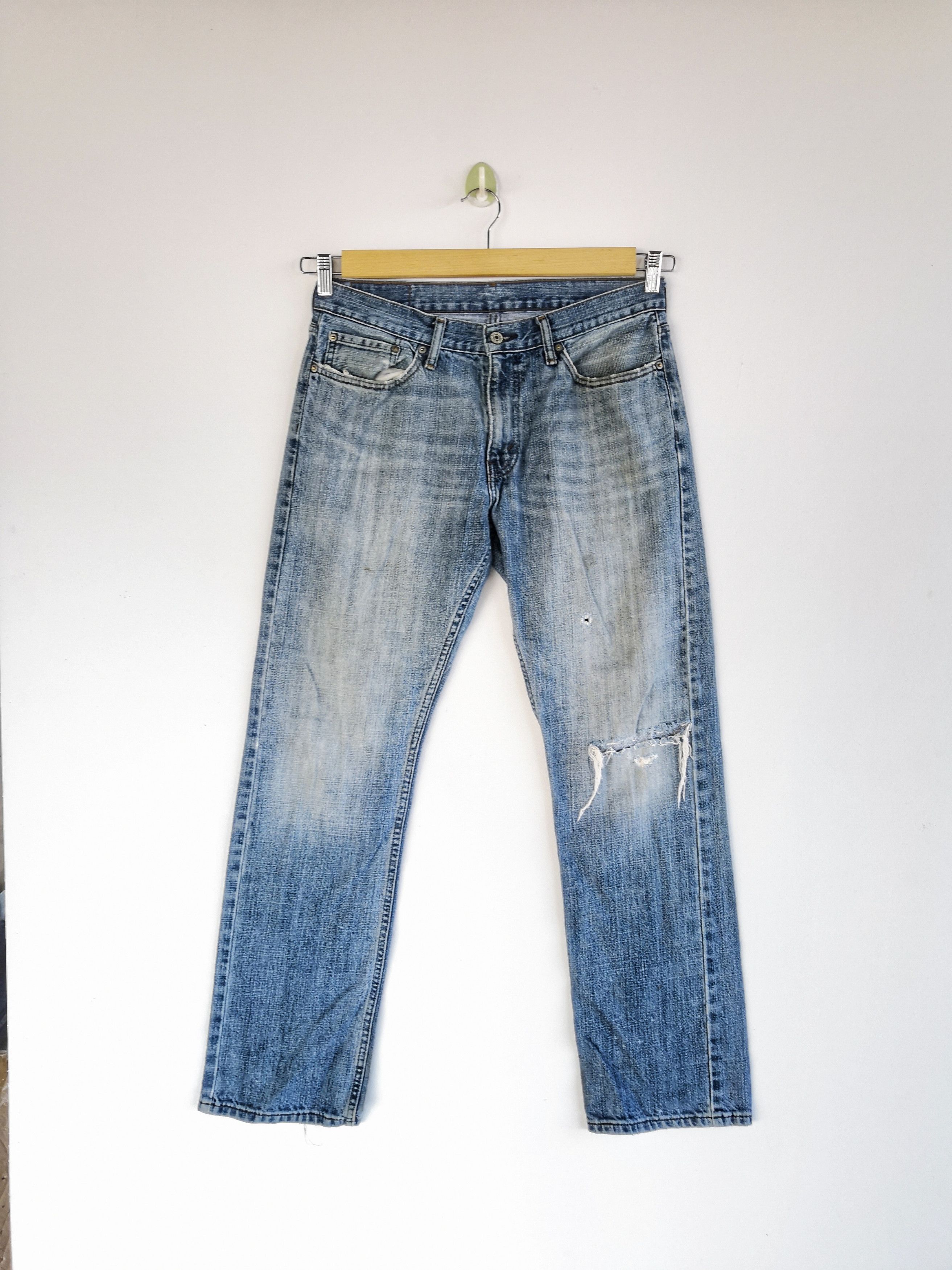 Levi's Vintage Levis 550 Faded Denim Distressed Levi's Jeans Size US 32 / EU 48 - 1 Thumbnail