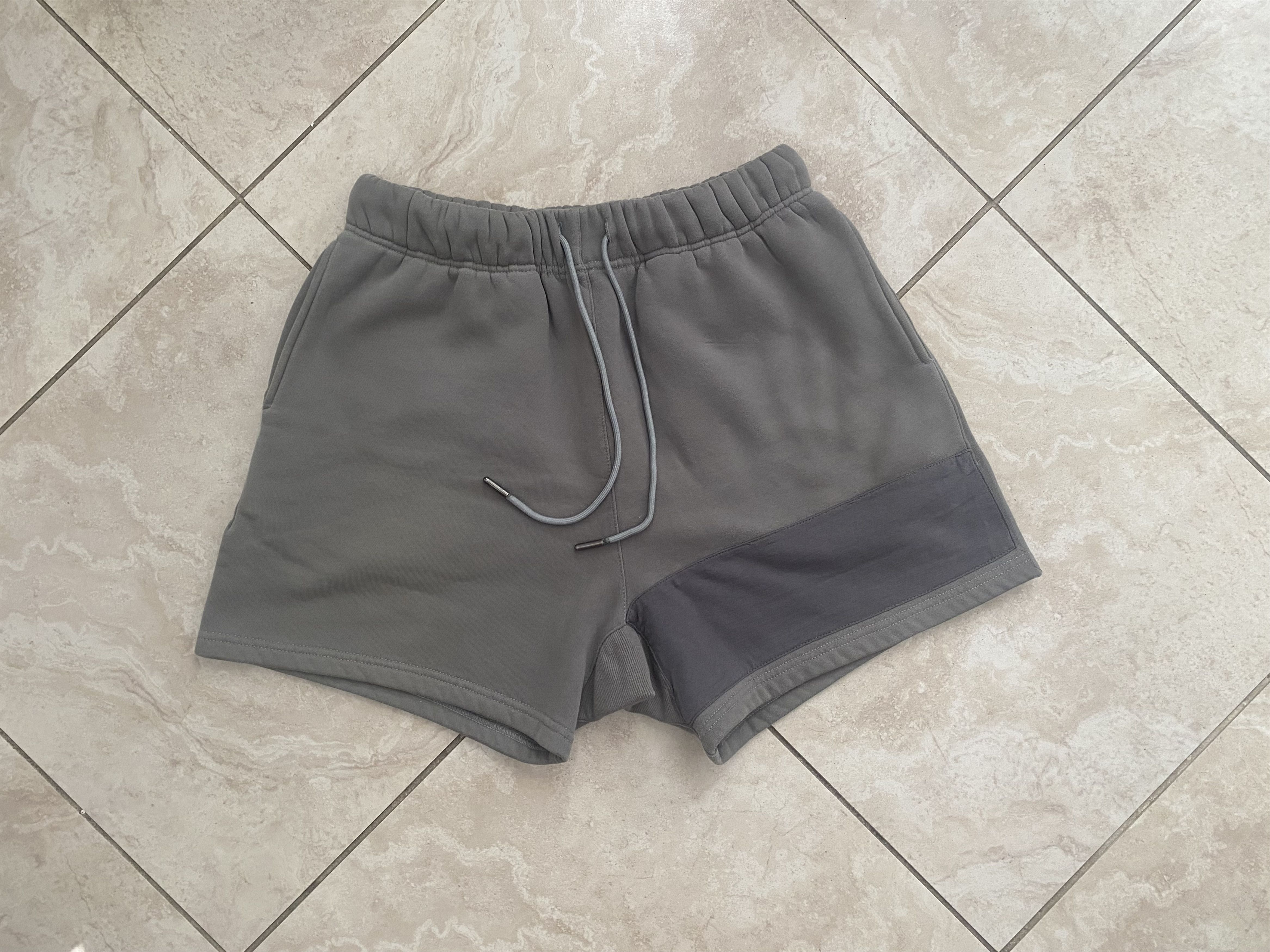 Other Antonym Oatmeal Grey Sweat Shorts Size US 34 / EU 50 - 1 Thumbnail