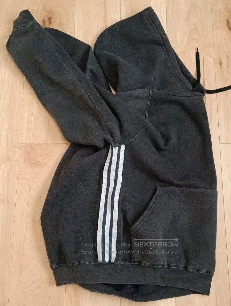 VINNY's Vintage 80s Adidas USA Flag Hoodie. Size US S / EU 44-46 / 1 - 3 Thumbnail