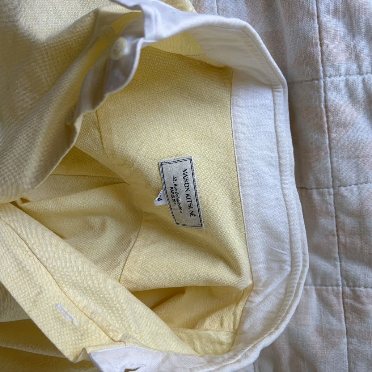 Maison Kitsune Maison Kitsuné Yellow Oxford Contrast Collar Shirt — EU 44 Size US S / EU 44-46 / 1 - 3 Thumbnail
