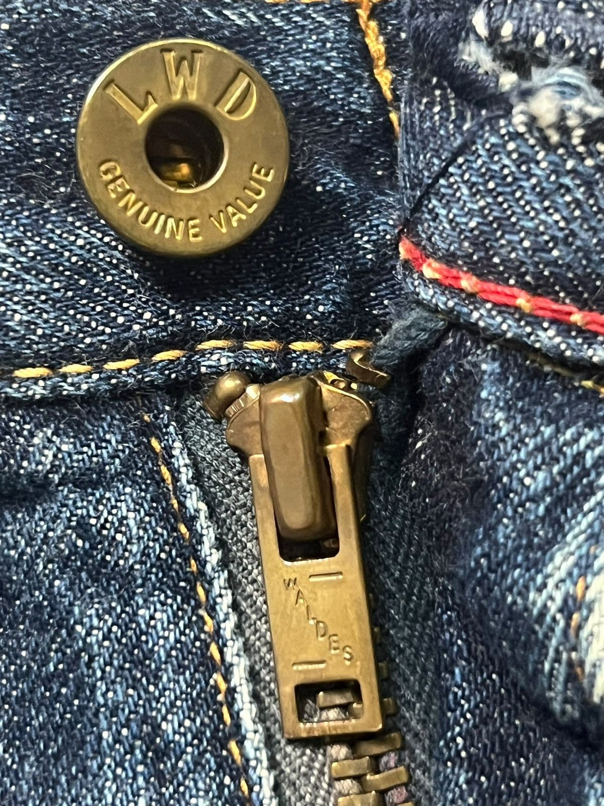 Japanese Brand Vintage L.W.D By Domingo Selvedge Denim Japan | Slim Straigh Size US 31 - 11 Thumbnail