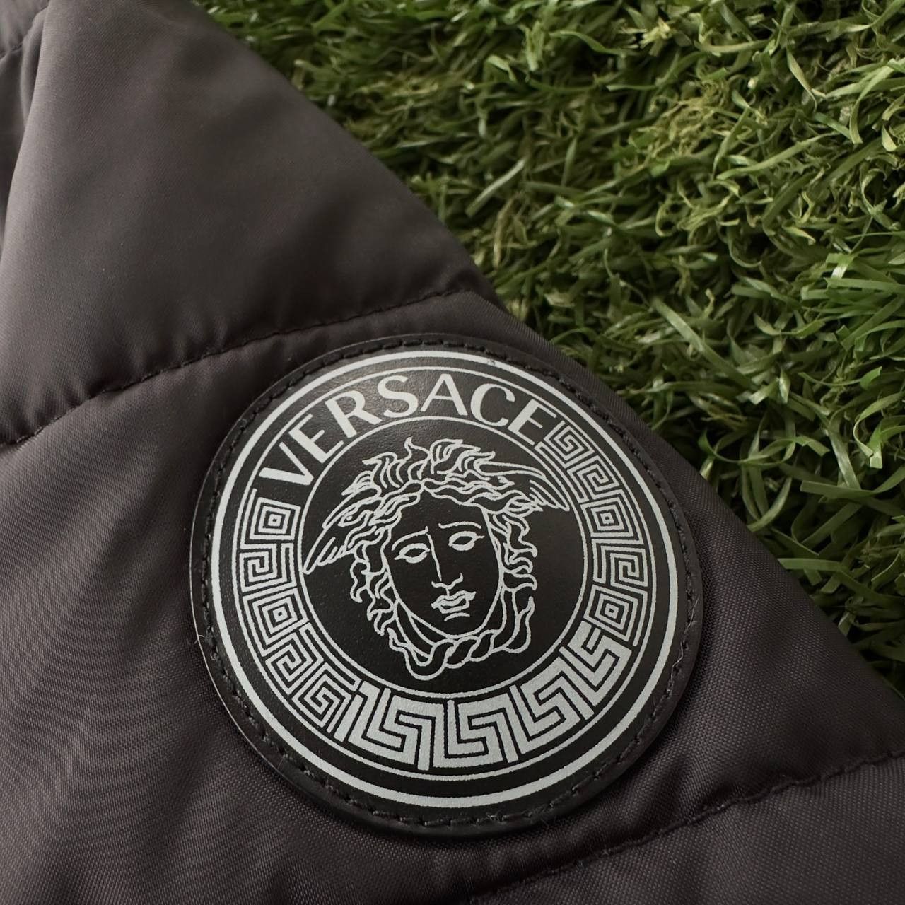 Versace Gianni Versace Puffer Jacket Nylon Size US S / EU 44-46 / 1 - 6 Thumbnail
