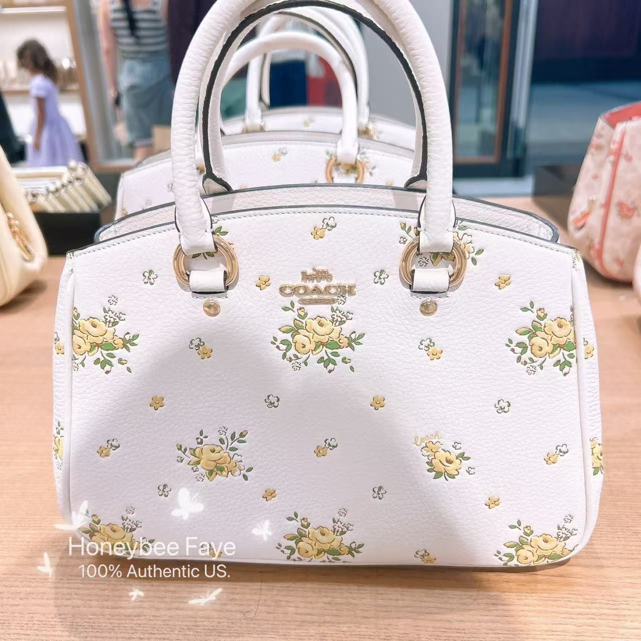 Coach Savannah Small Carryall Bag With Floral Print CAL42 Size ONE SIZE - 1 Thumbnail