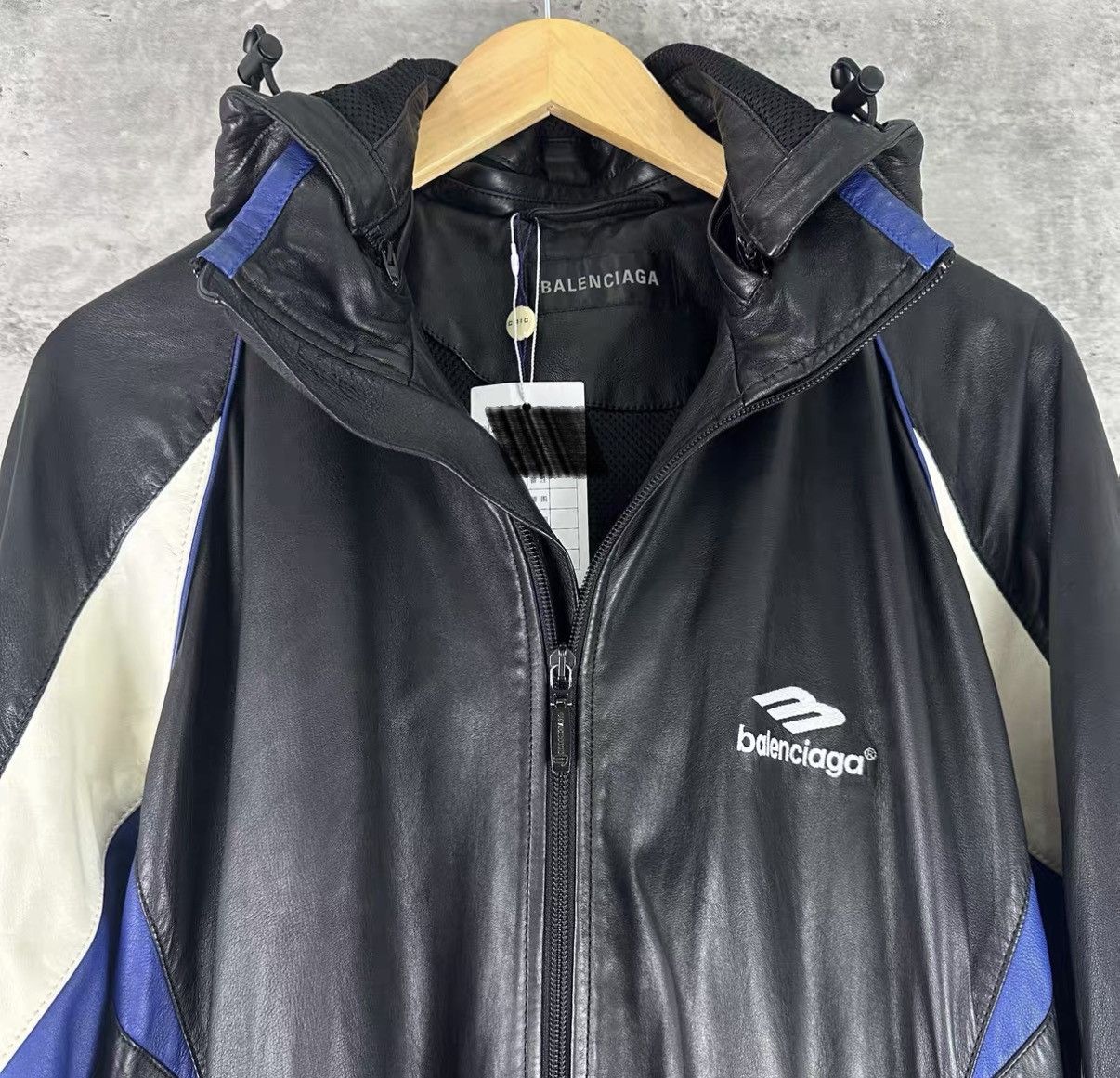 Balenciaga Balenciaga 3B Color-blocked Hooded Leather Biker Jacke J42 Size US M / EU 48-50 / 2 - 4 Thumbnail
