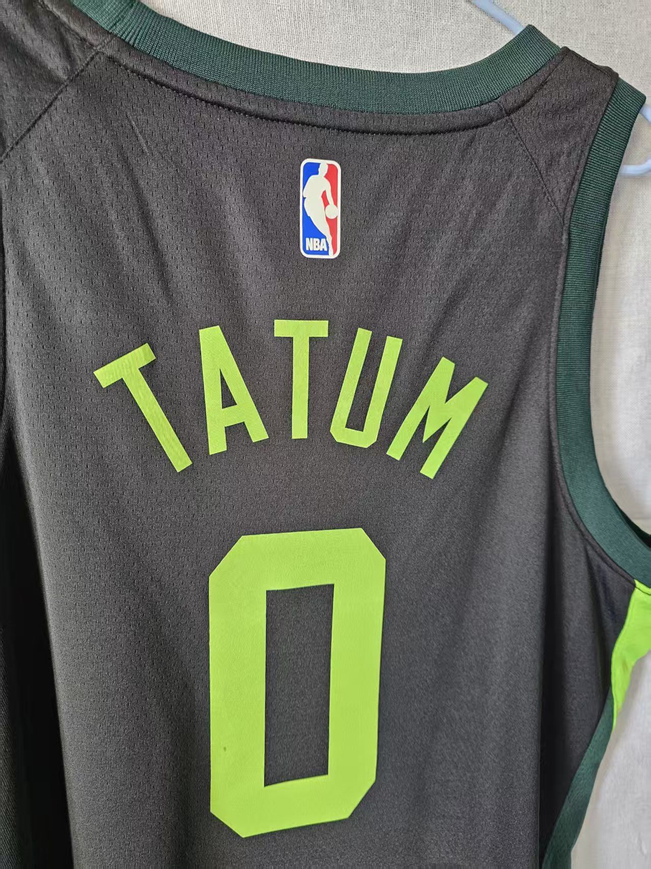 NBA Boston Celtics #0 Jayson Tatum Jersey Size US M / EU 48-50 / 2 - 4 Thumbnail