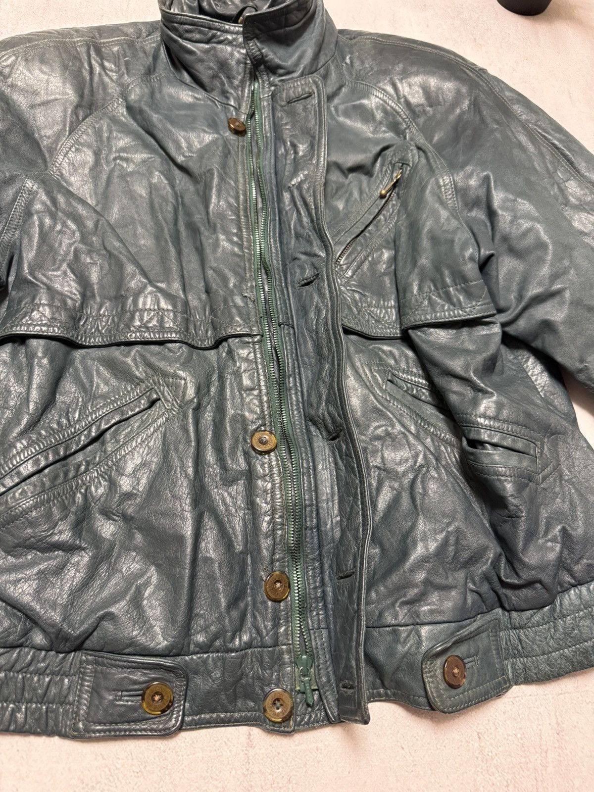 Japanese Brand × Vintage Vintage Leather Jacket Bomber Baggy Amazing Colour Y2K 90s Size US L / EU 52-54 / 3 - 17 Thumbnail