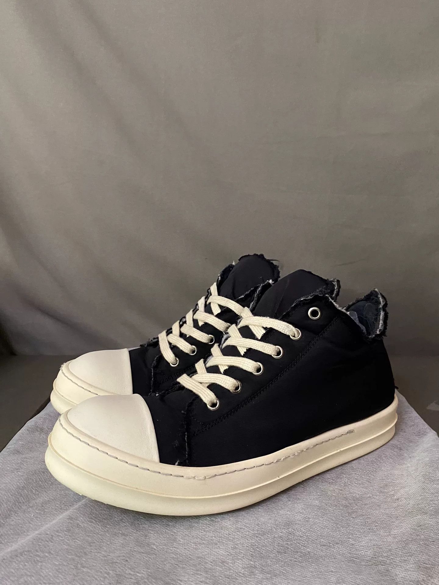 Rick Owens rick owens low-top sneakers size 41 Size US 8 / EU 41 - 1 Thumbnail