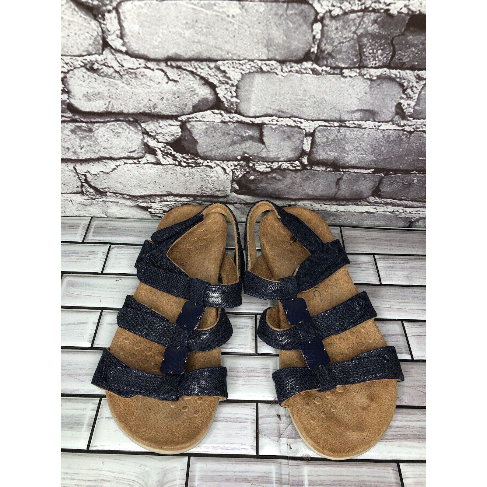 Other Vionic Amber Blue Denim Adjustable Strap Casual Sandals Wome Size US 8 / IT 38 - 13 Thumbnail