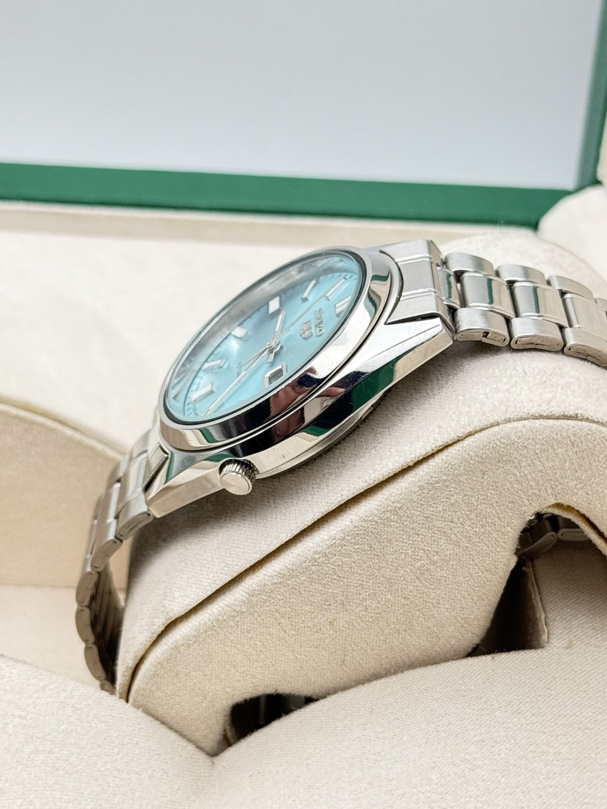 Seiko Seiko 5 Automatic 7009 Vintage Watch – Sky Blue – 36mm Size 36 - 5 Thumbnail
