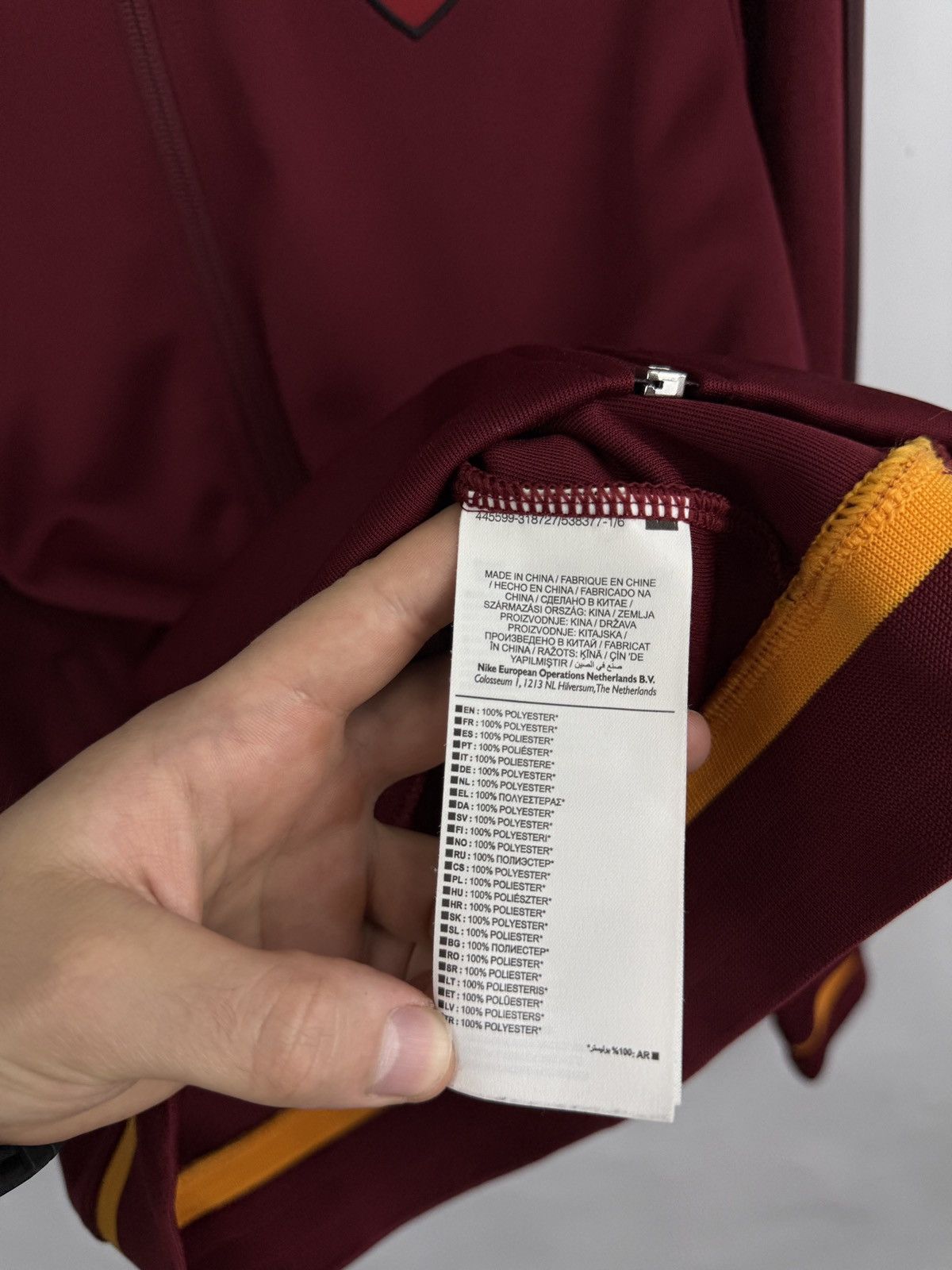 Nike 🇮🇹 2015 Nike Roma Soccer Jacket Italy Rare Retro Y2K Size US M / EU 48-50 / 2 - 8 Thumbnail