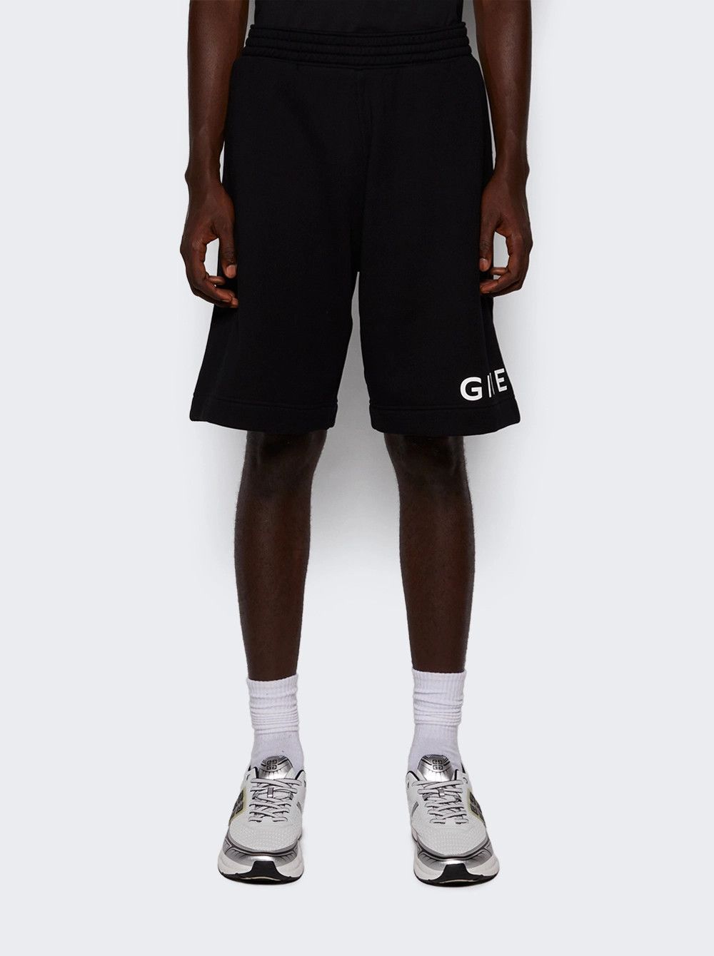 Givenchy o1mle0226 Bermuda Shorts in Black Size US 32 / EU 48 - 3 Thumbnail