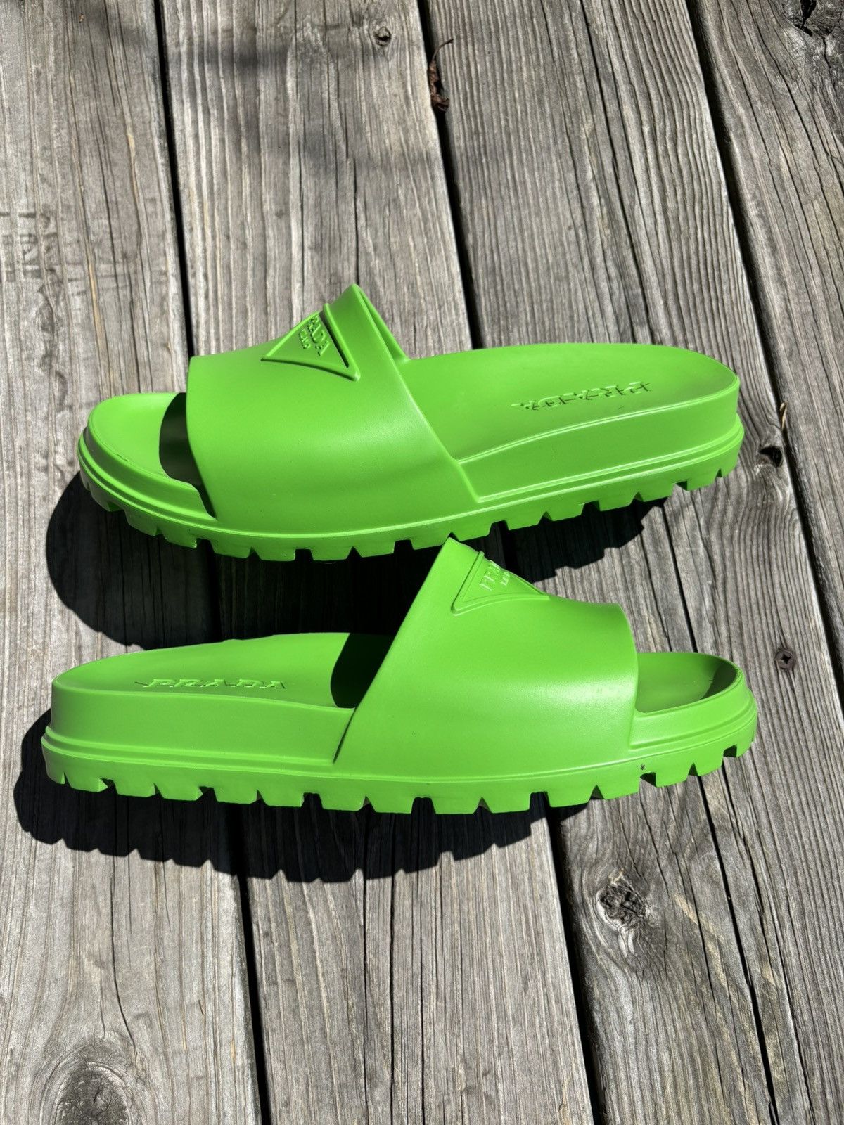 Prada Prada Triangle Logo Rubber Slides Size US 8 / EU 41 - 2 Thumbnail