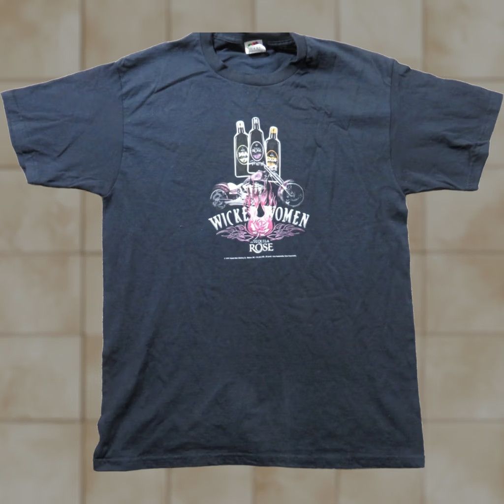 Vintage Concert Wicked Woman Tequila Rose Motorcycle Bar L T-Shirt Black Crew Neck Short Sleeve Mens 2000s Retro Sports USA Chardonnay? Size US L / EU 52-54 / 3 - 1 Thumbnail