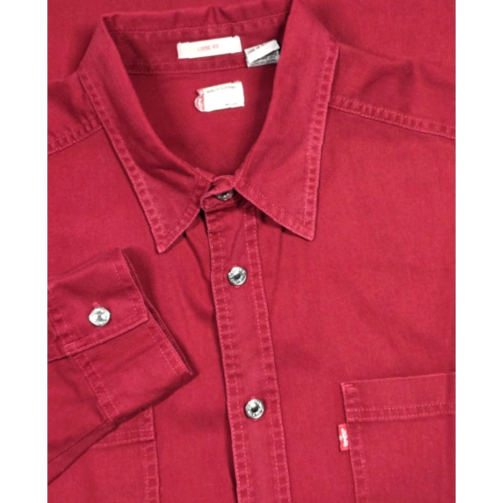 Levi's VINTAGE Levi's Red Tab Denim Shirt L Men Red 90s Workwear Button-Up with Pockets Size US L / EU 52-54 / 3 - 2 Thumbnail