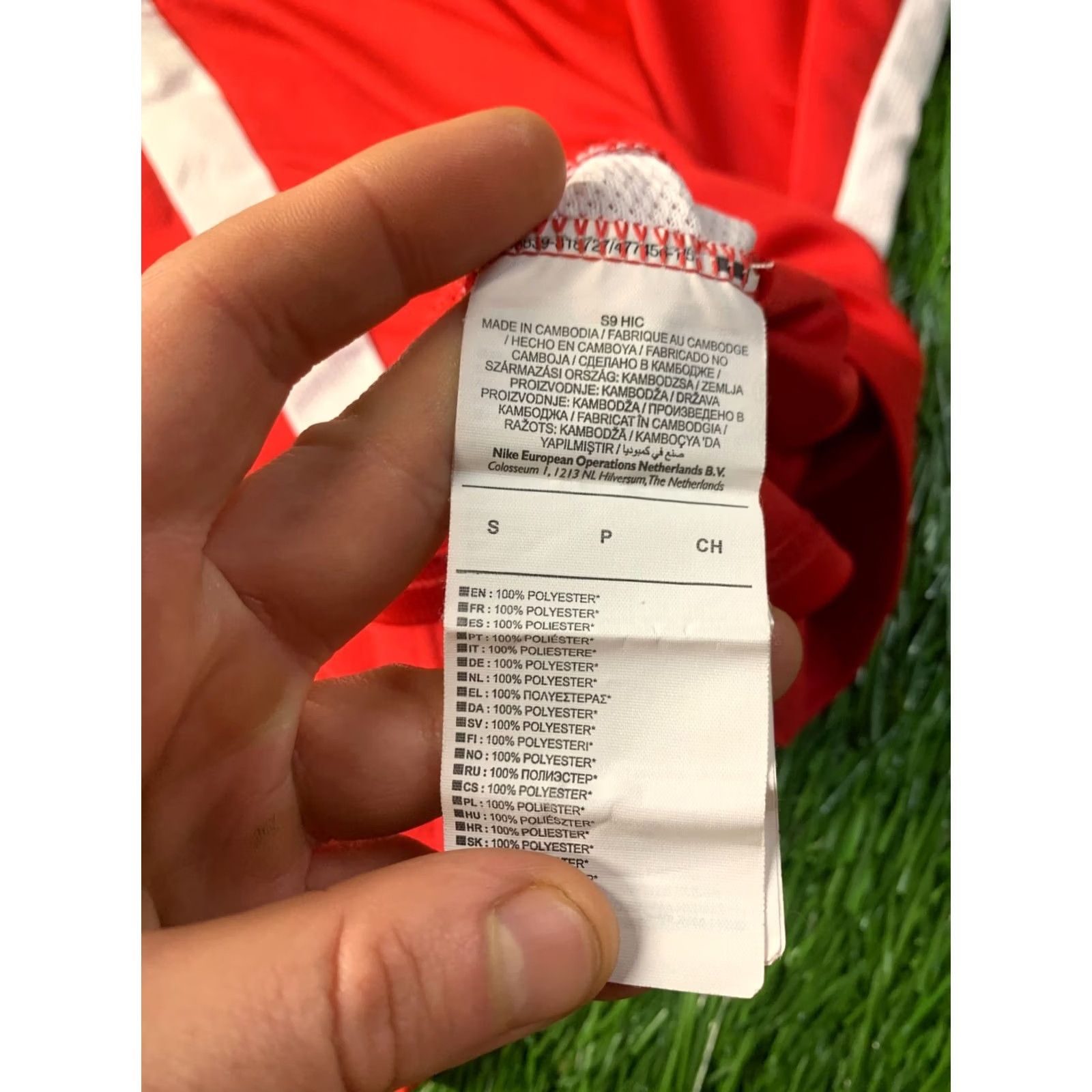 Nike Nike Academy Dri-Fit Original 2019 Mens Football Shirt Jersey Tee S Red White Size US S / EU 44-46 / 1 - 6 Thumbnail