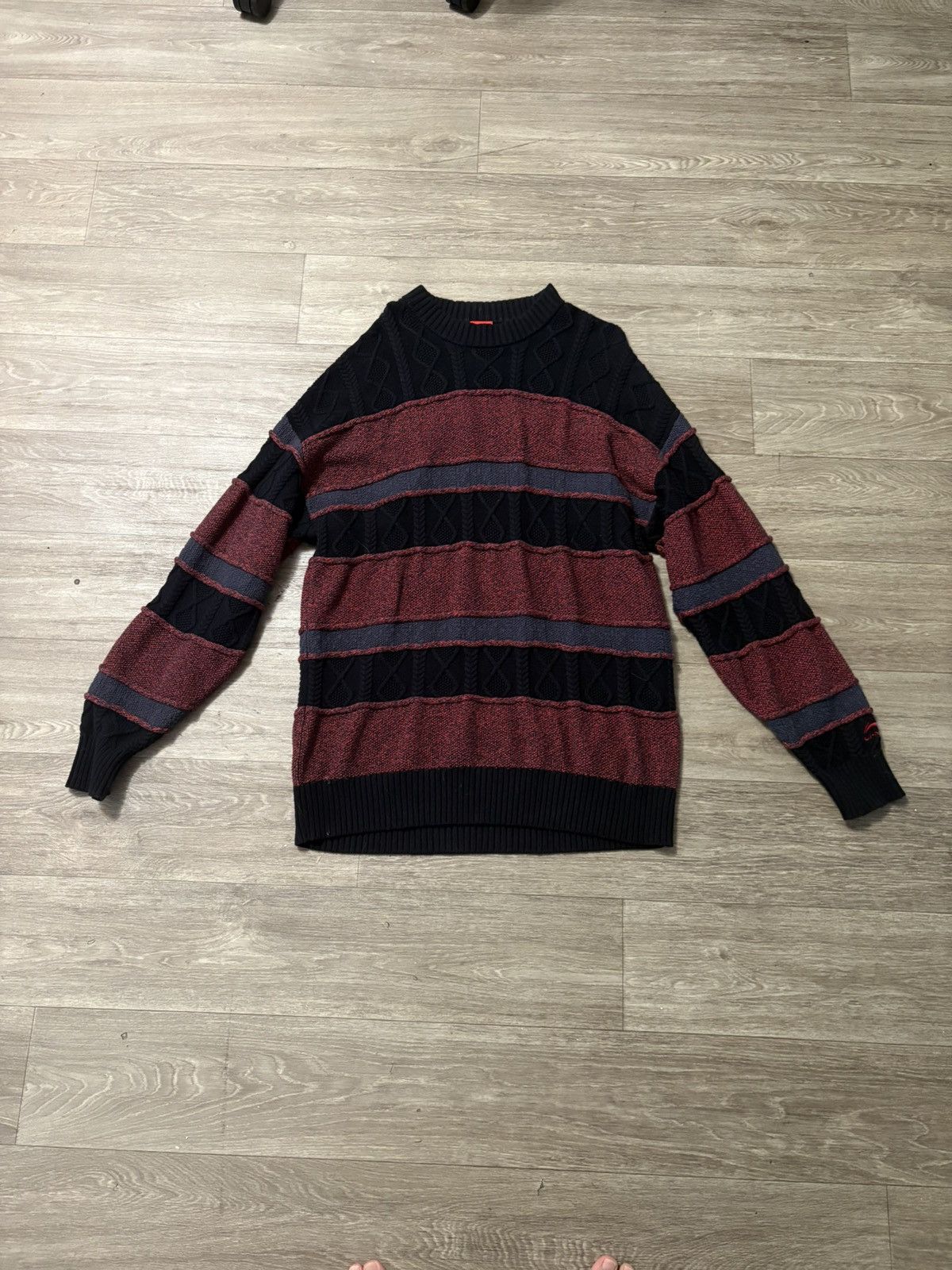 Li-Ning Black & Red Striped Sweater Size US M / EU 48-50 / 2 - 1 Thumbnail
